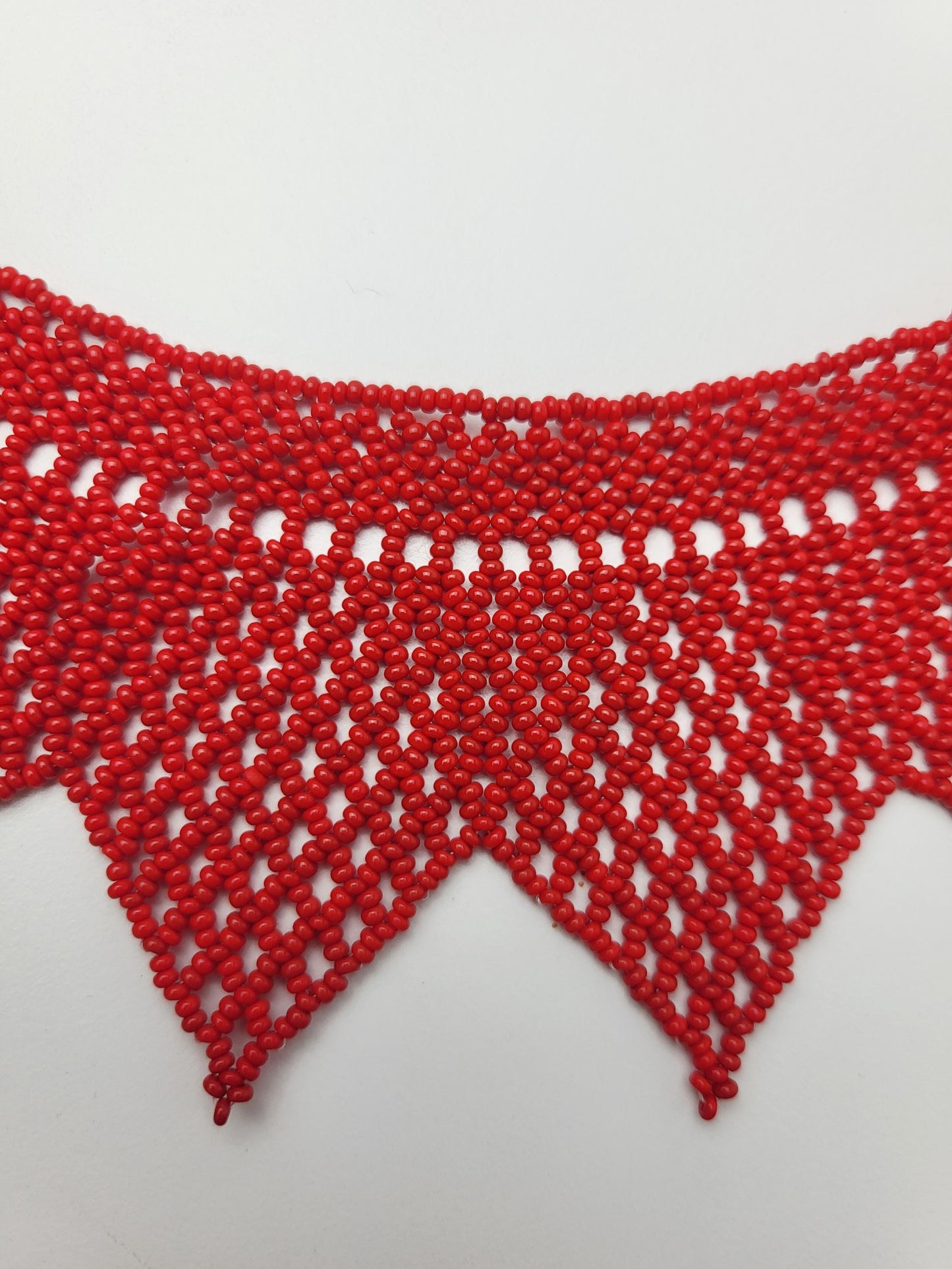 mexikanische Perlenschmuck, Perlenkette aus Chiapas Mexiko, bunte Ketten hergestellt von Indigenen Frauen