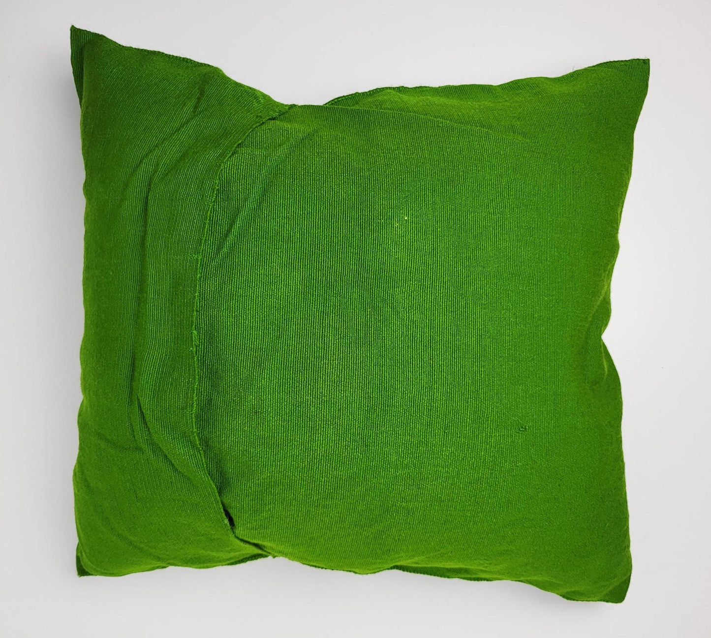 Kissen mit Tiermuster, handbestickt und gewebt in Mexiko von Indigenen Frauen