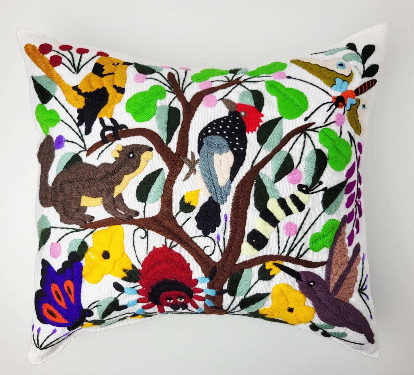 Mexikanischer handbestickter traditioneller Kissenbezug, Dekokissen mit Tiermuster, mexikanisches buntes Dekor