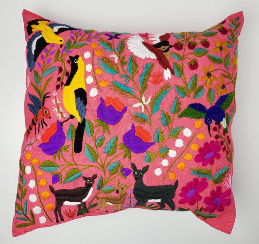 Kissen mit Tiermuster, handbestickt und gewebt in Mexiko von Indigenen Frauen