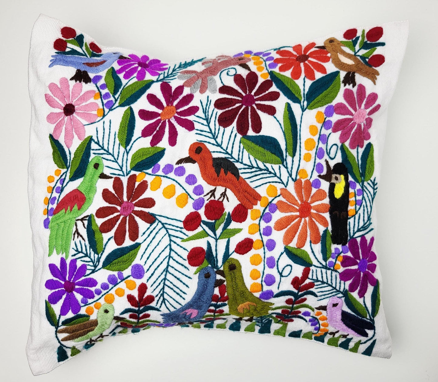 handbestickte und gewebte Kissenhülle, Kissenhülle mit Tiermuster