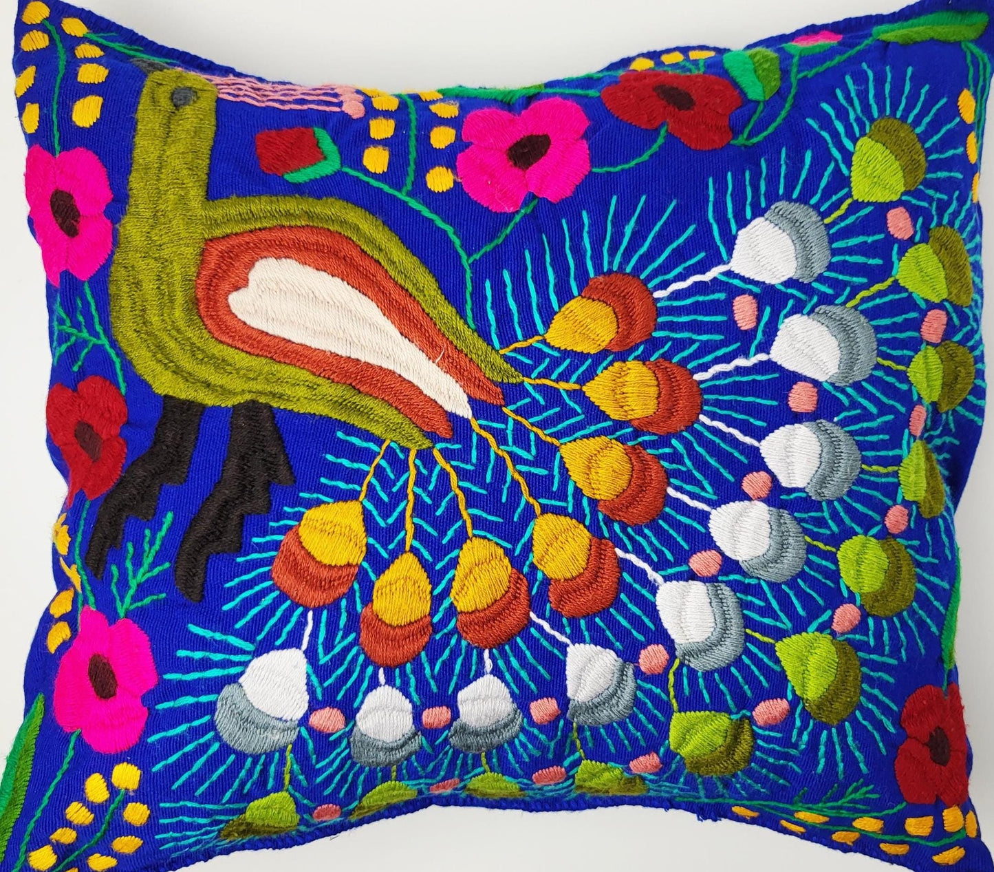 handbestickte und gewebte Kissenhülle, Kissenhülle mit Tiermuster