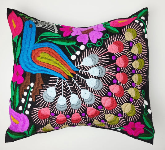 Handbestickter mexikanischer Kissenbezug - Authentisches Kunsthandwerk aus Chiapas