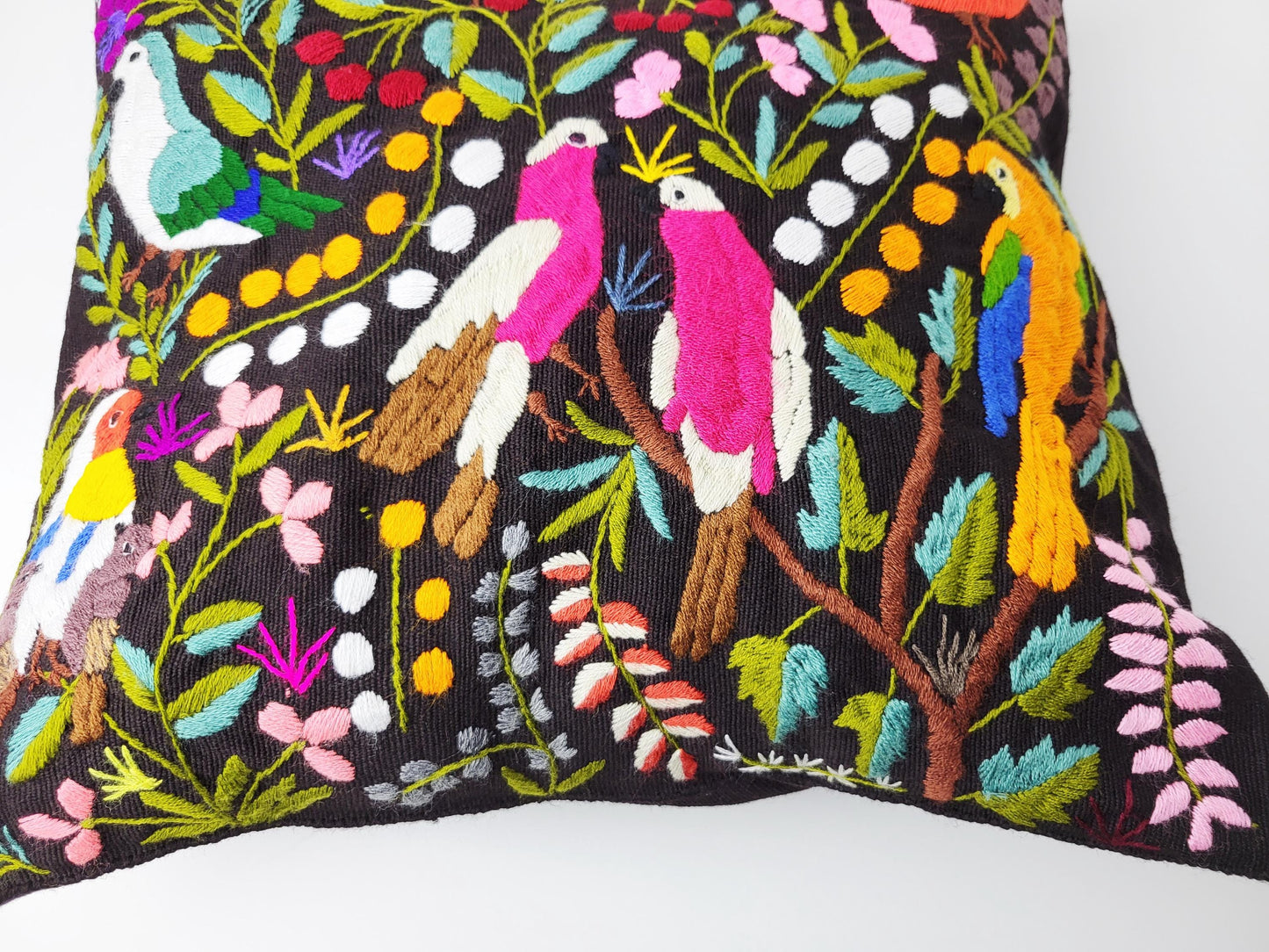 handbestickter und gewebter Kissenbezug aus Mexiko, Kissen mit Tiermuster