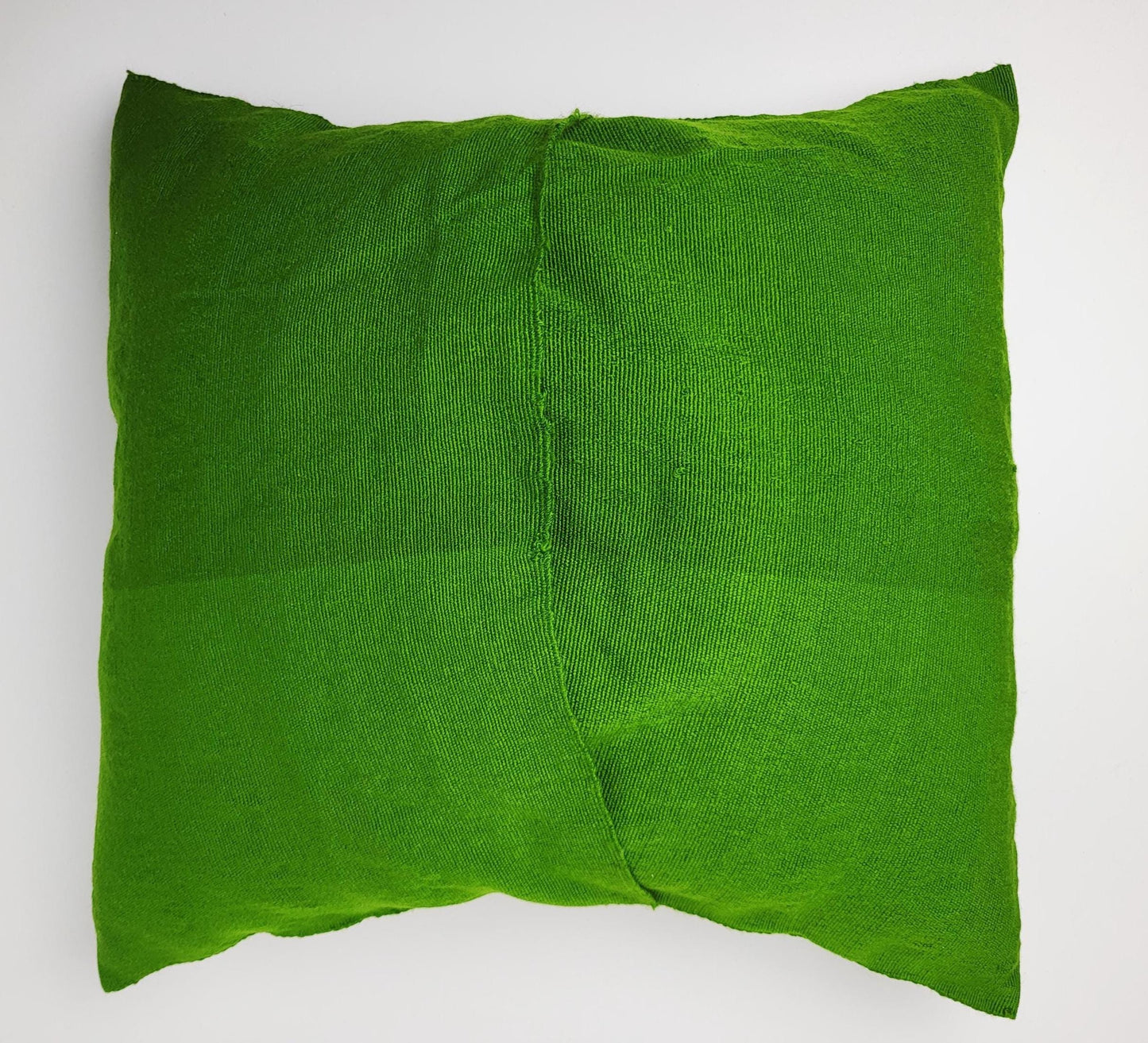 Besticktes und gewebtes Kissen aus Mexiko, Kissenhülle mit Tiermuster aus Mexiko