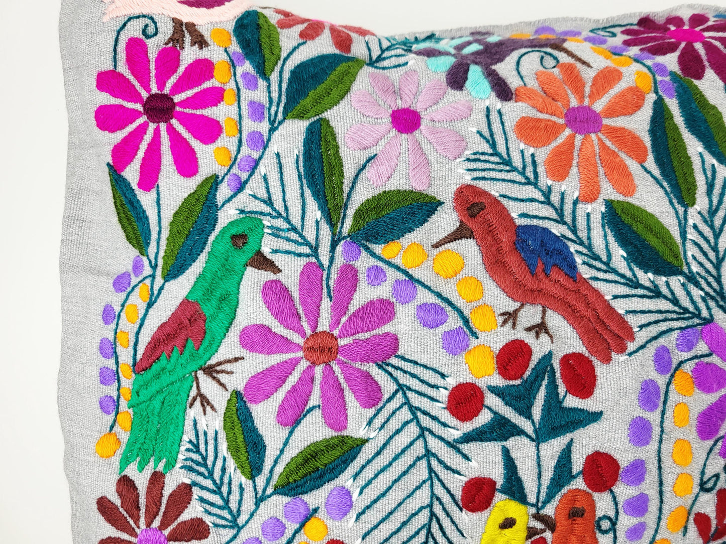 Mexikanischer handgemachter Kissenbezug, Tier und Pflanzen Stickmuster, Boho Kissenhülle