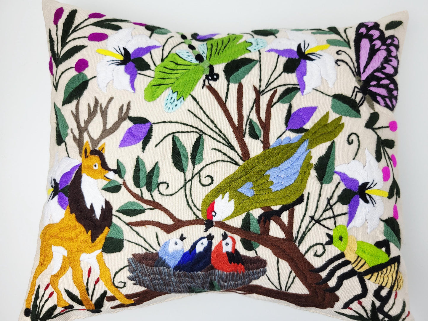 Mexikanischer handbestickter traditioneller Kissenbezug, Dekokissen mit Tiermuster, mexikanisches buntes Dekor