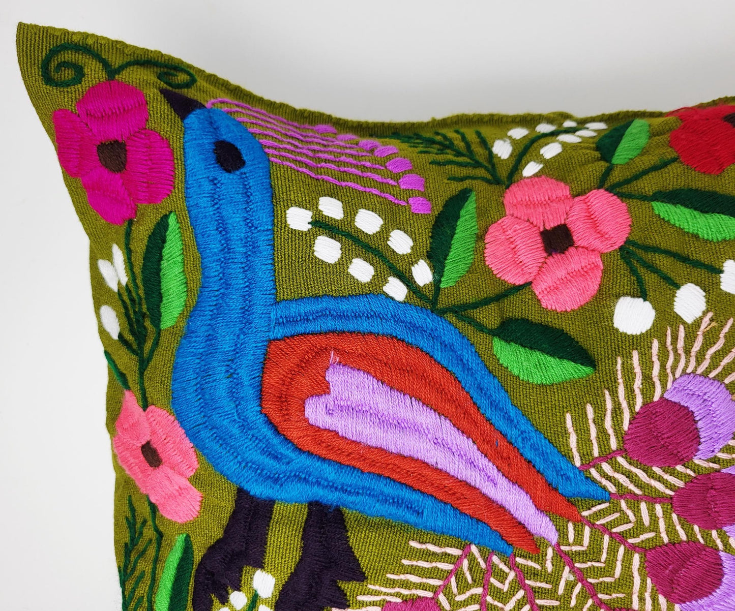 Handbestickter Kissenbezug Mexiko | Bunte Tiermuster | Fairtrade Dekokissen Chiapas | Unikat Maya Textilkunst | Boho Ethno Deko