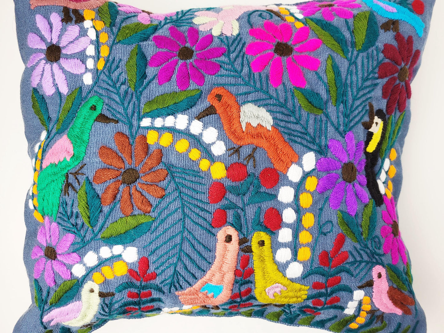 Handbestickter Kissenbezug Mexiko | Bunte Tiermuster | Fairtrade Dekokissen Chiapas | Unikat Maya Textilkunst | Boho Ethno Deko