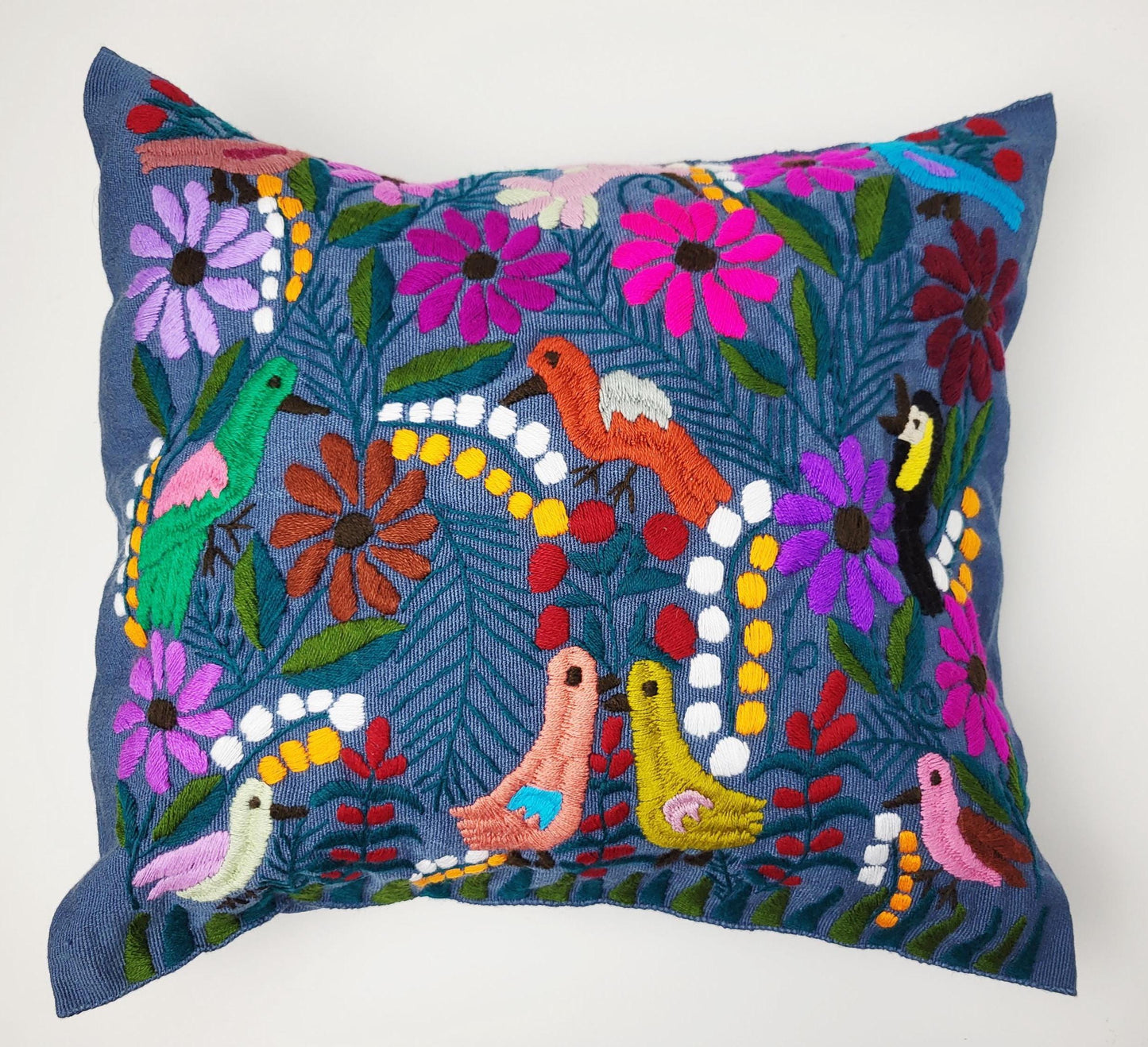 Handbestickter Kissenbezug Mexiko | Bunte Tiermuster | Fairtrade Dekokissen Chiapas | Unikat Maya Textilkunst | Boho Ethno Deko