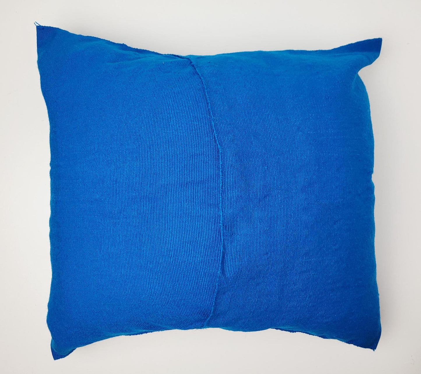 Besticktes und gewebtes Kissen aus Mexiko, Kissenhülle mit Tiermuster aus Mexiko