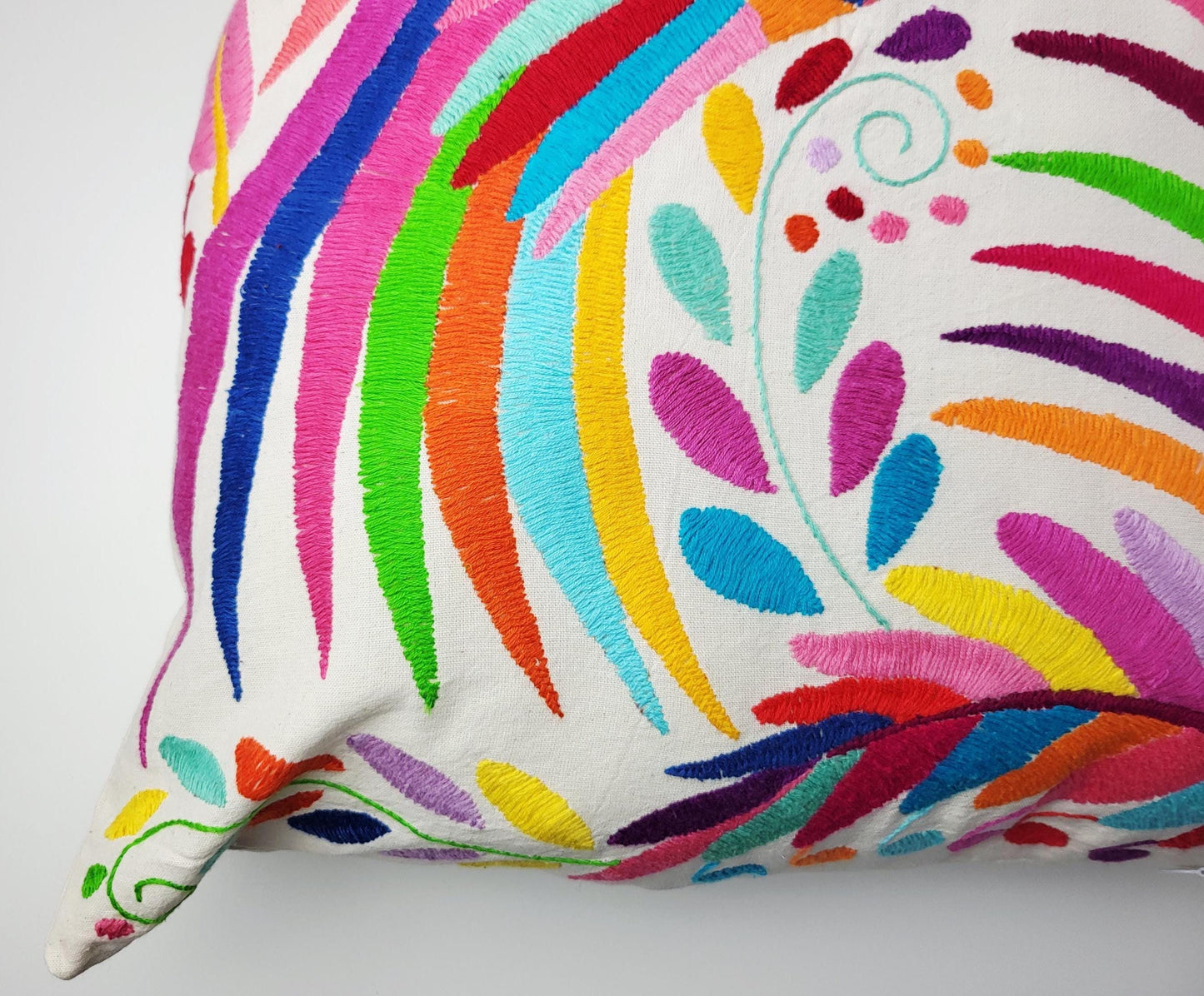 Original Otomi Kissenbezug, handbestickt in Mexiko, mexikanische Kissenhülle