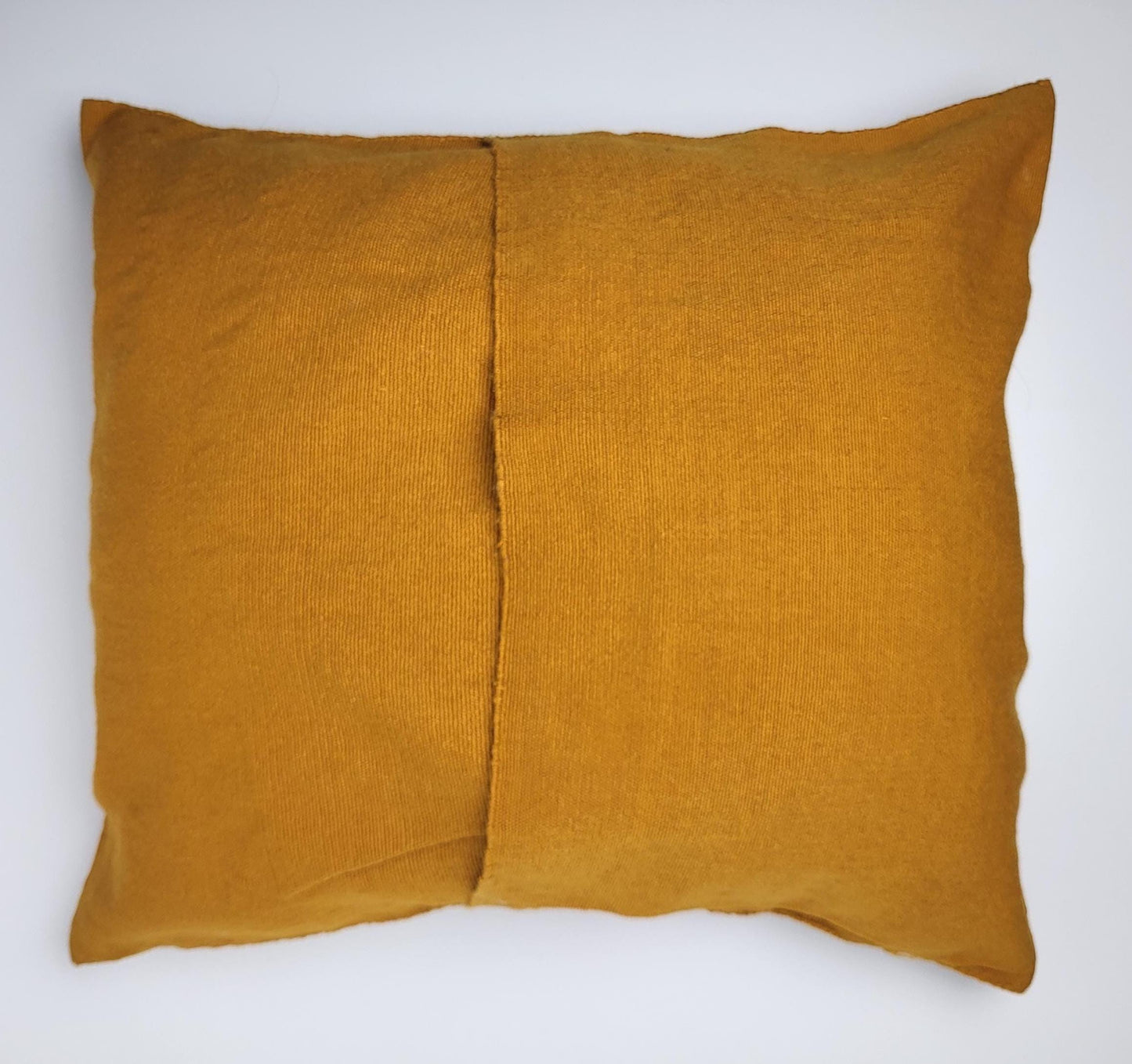 Besticktes und gewebtes Kissen aus Mexiko, Kissenhülle mit Tiermuster aus Mexiko