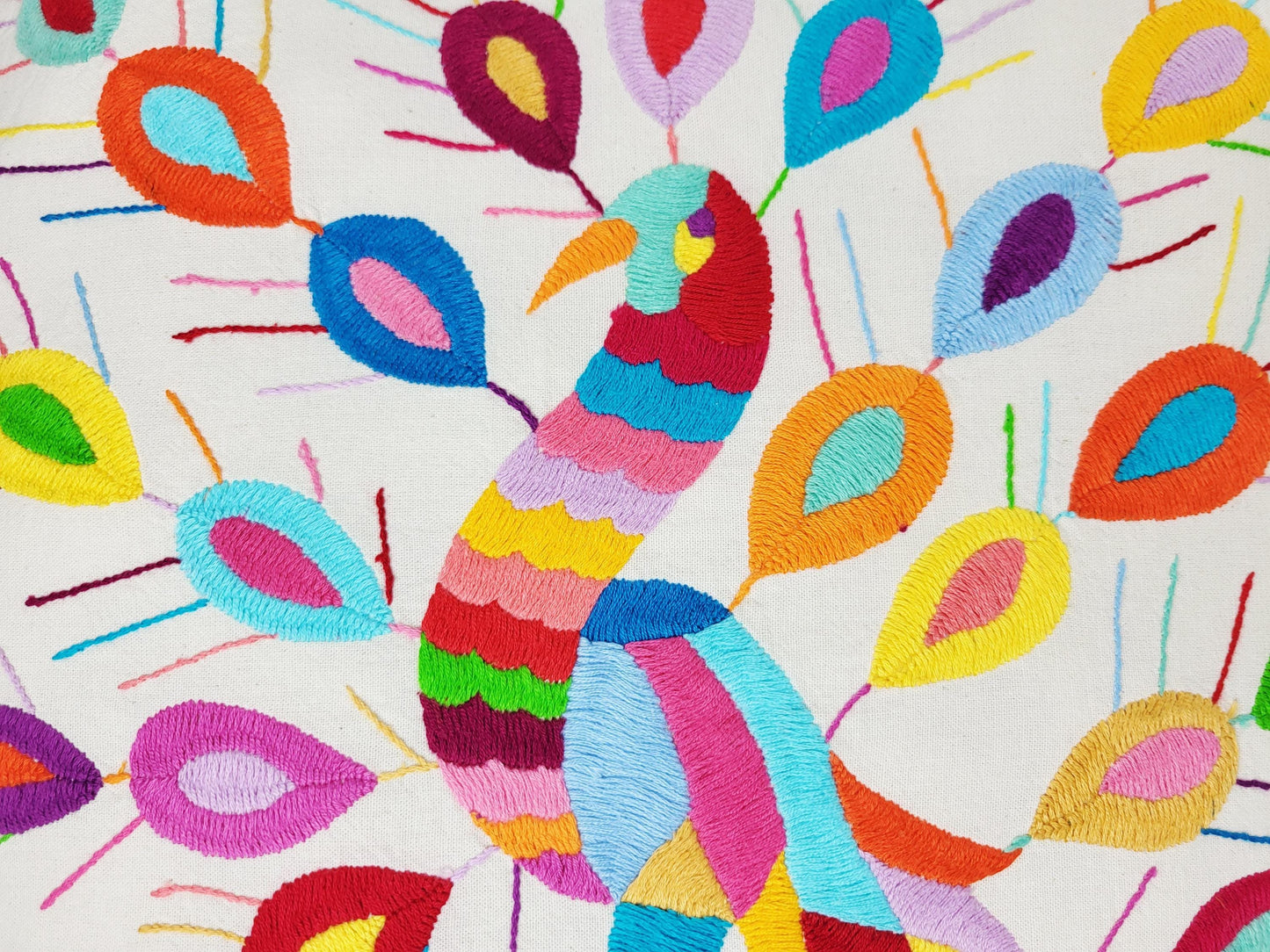 Coussin Otomi original – fait à la main dans les montagnes d'Hidalgo par des indigènes