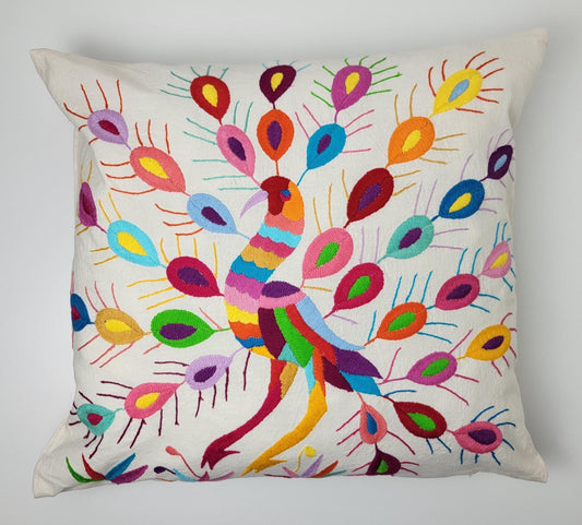 Otomi-Kissenbezug aus Mexiko – handbestickt