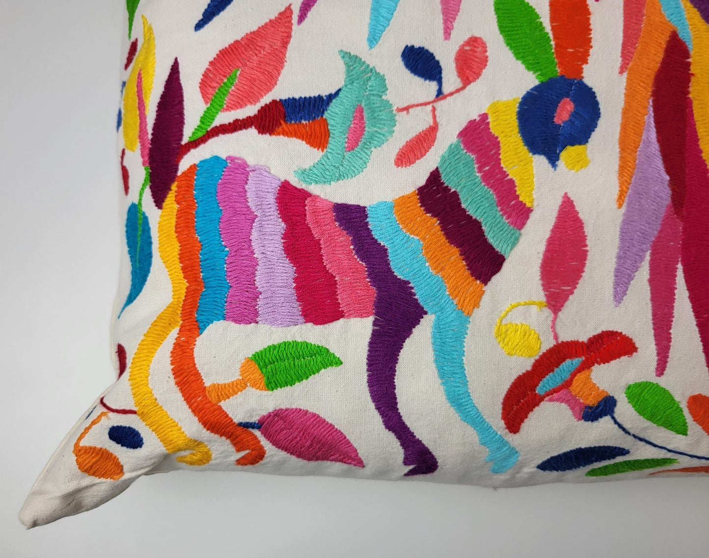 Coussin Otomi original – fait à la main dans les montagnes d'Hidalgo par des indigènes