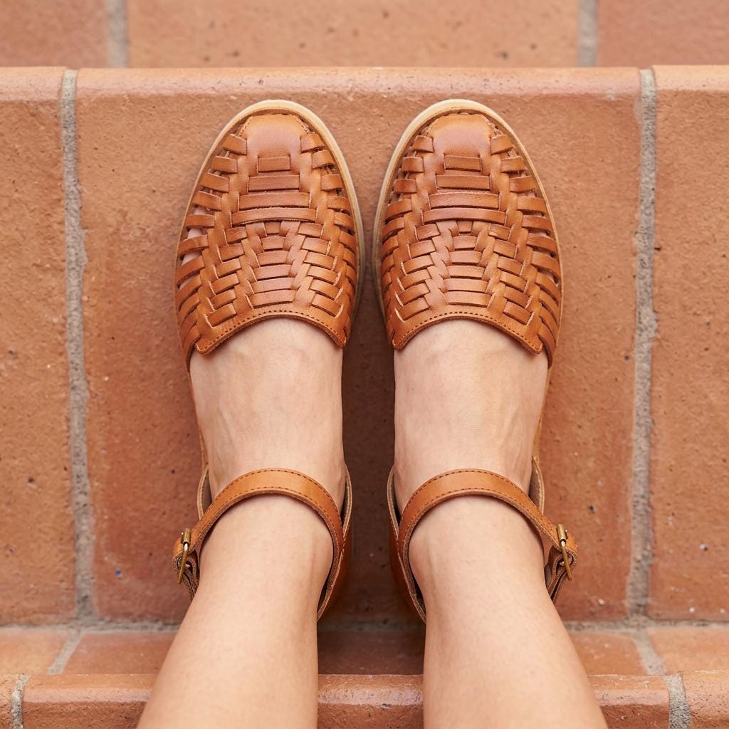 Mexikanische Huarache Sandale Natur/Tan Damen – handgewebtes Leder, geschlossene Spitze mit Riemchen, Boho Sommersandale