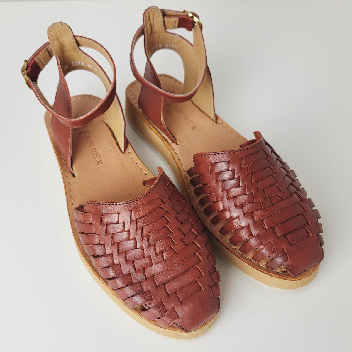 Mexikanische Huarache Sandale Dunkelbraun – Damen Sommerschuh, geschlossene Spitze
